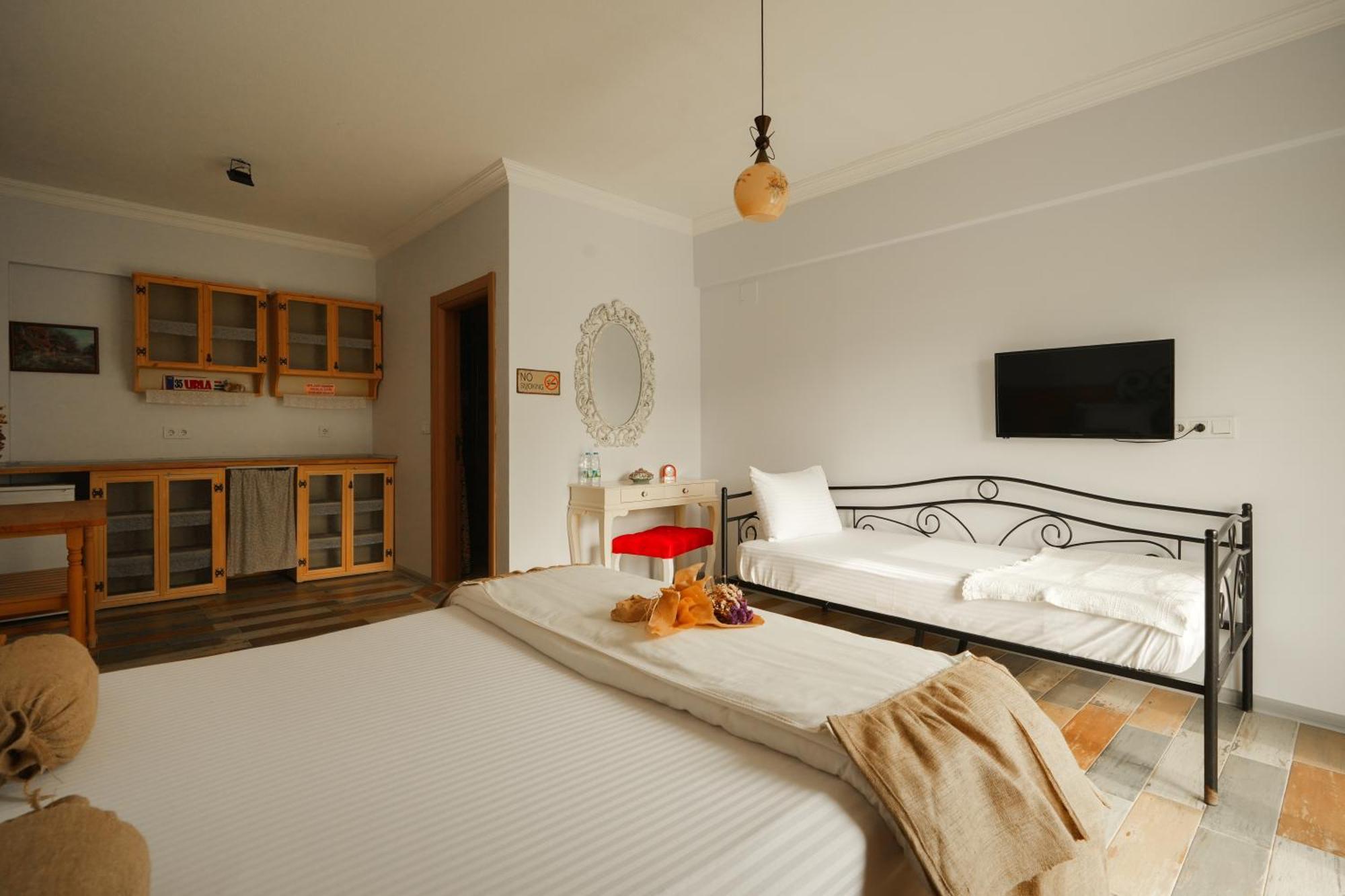 La Vida Otel Urla Exterior photo